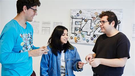 masters programs that are similar to saic